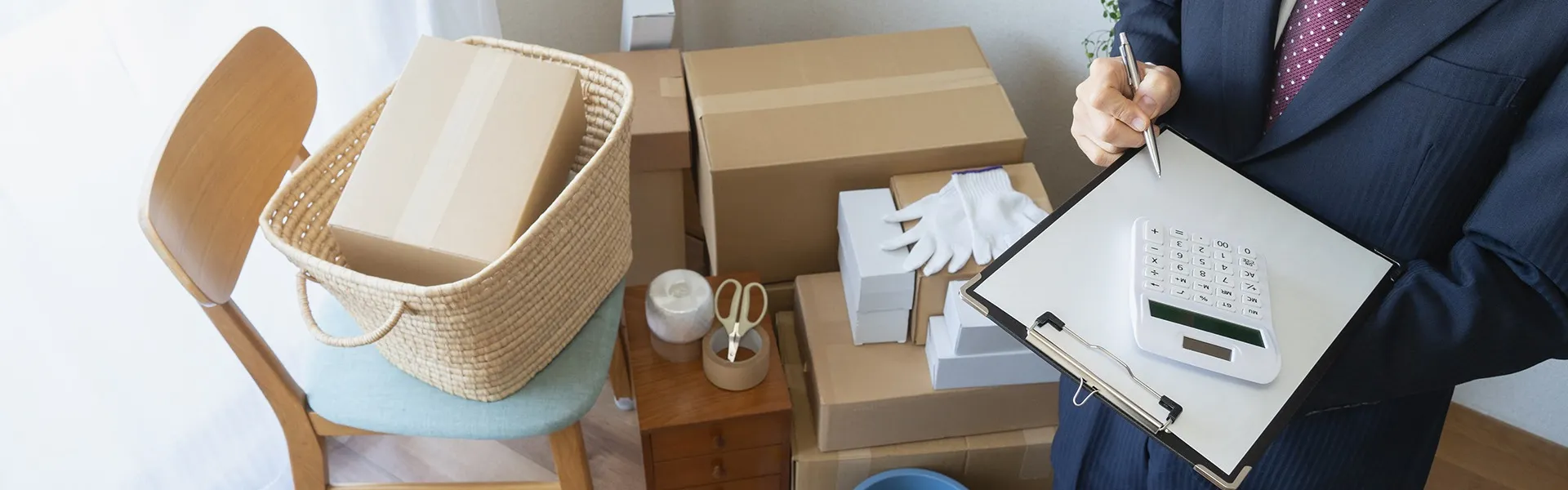 【名古屋で出張買取をお考えの方へ】骨董品の査定ポイントについて解説!